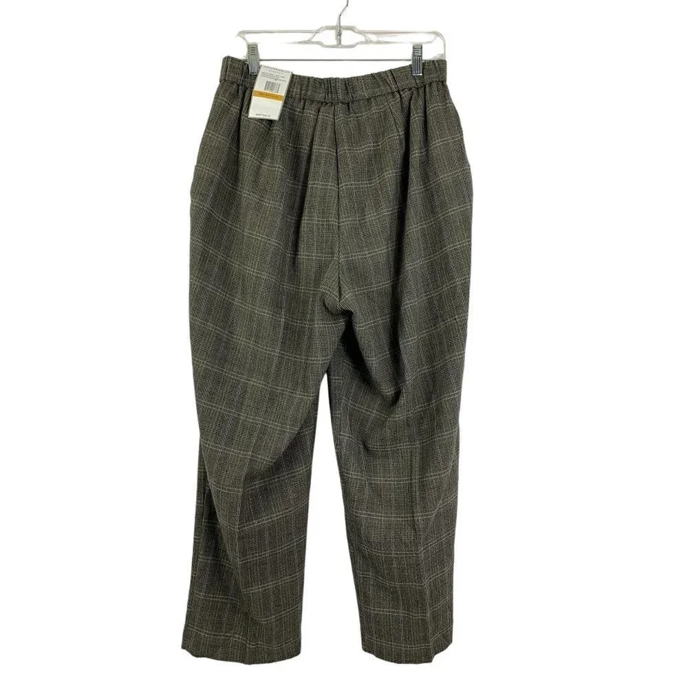 Sag Harbor Women's Stretch Short Length Pants